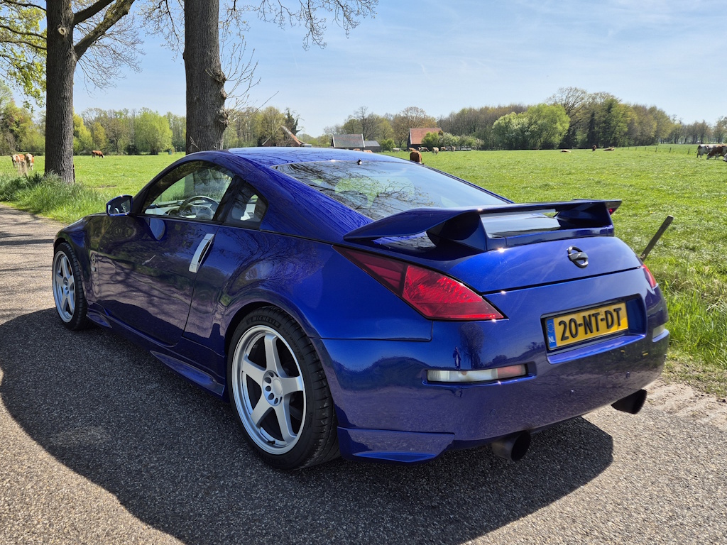 Nissan04.jpg